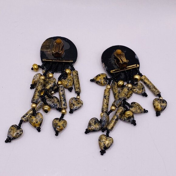 Unbranded Gray Black Speckled Heart Beaded Clip On Earrings - Picture 5 of 8